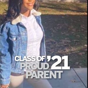 Meet your Posher, Mia